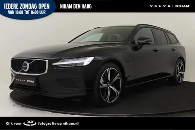 Volvo V60 T6 PLUG-IN HYBRID AWD ESSENTIAL -LEDER uit 2026