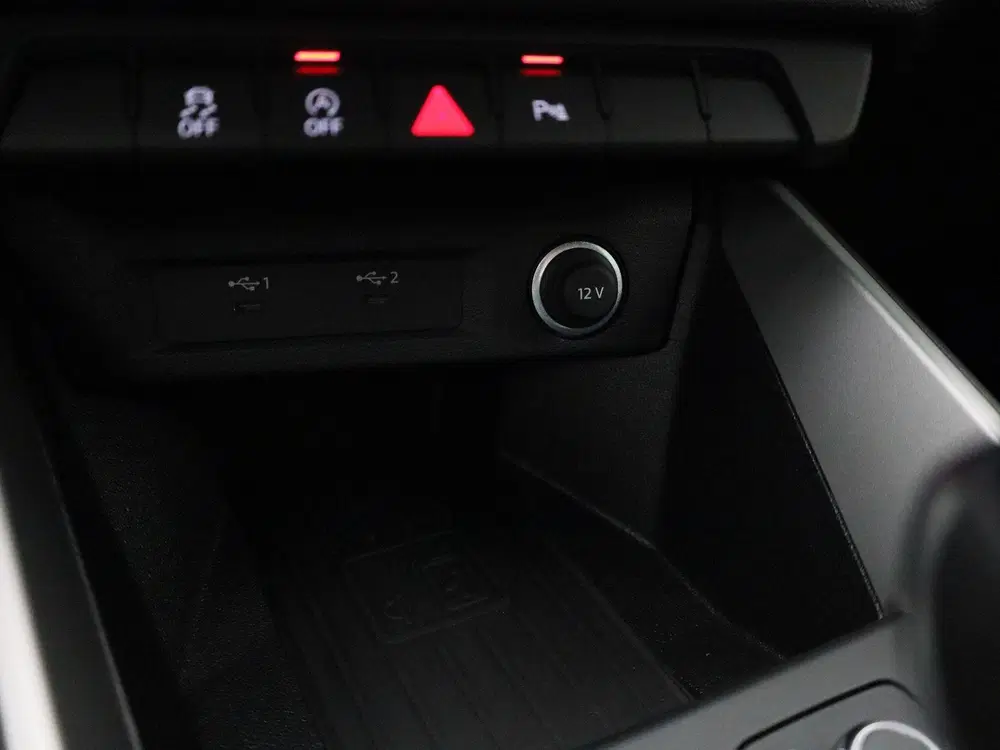 Audi A1 30 TFSI Advanced edition l Adaptive cruise uit 2025, foto 19