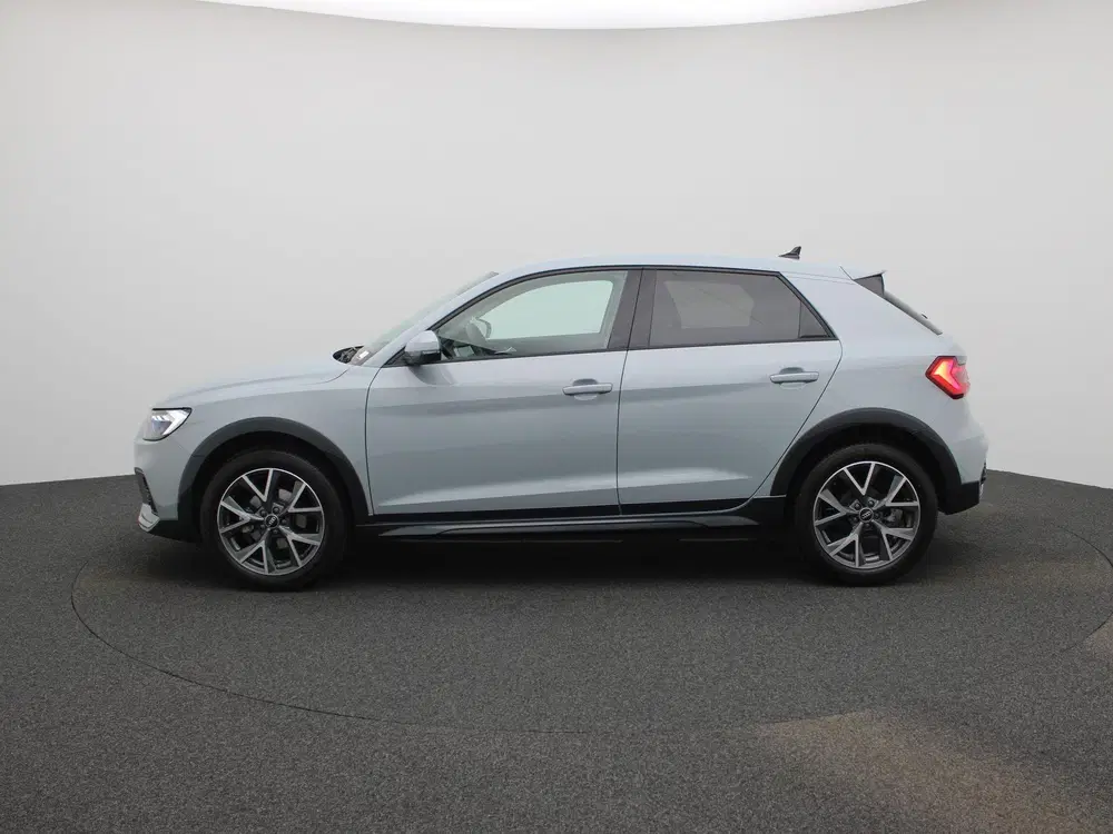 Audi A1 30 TFSI Advanced edition l Adaptive cruise uit 2025, foto 4