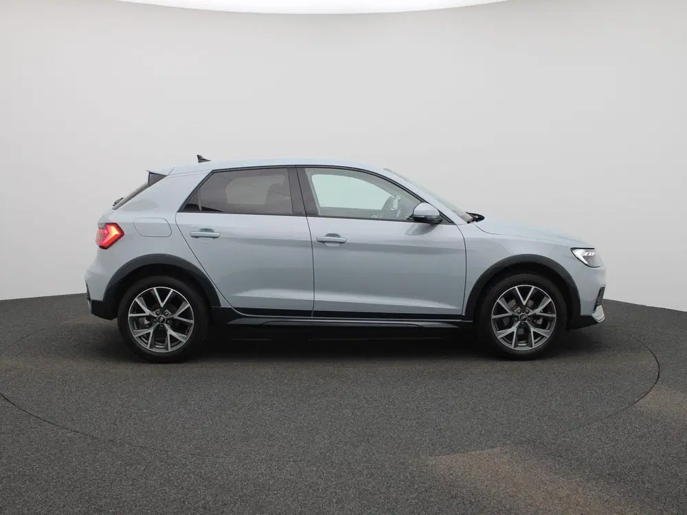 Audi A1 30 TFSI Advanced edition l Adaptive cruise uit 2025, foto 6