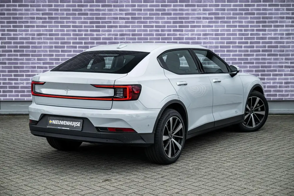 Polestar 2 Long Range Dual Motor AWD 78 kWh uit 2022, foto 12