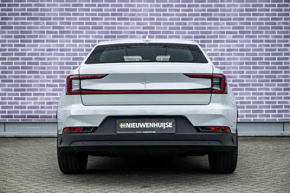 Polestar 2 Long Range Dual Motor AWD 78 kWh uit 2022, foto 8