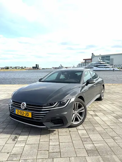 Volkswagen Arteon 2.0 TSI 190pk 7-DSG 2020 Grijs uit 2020