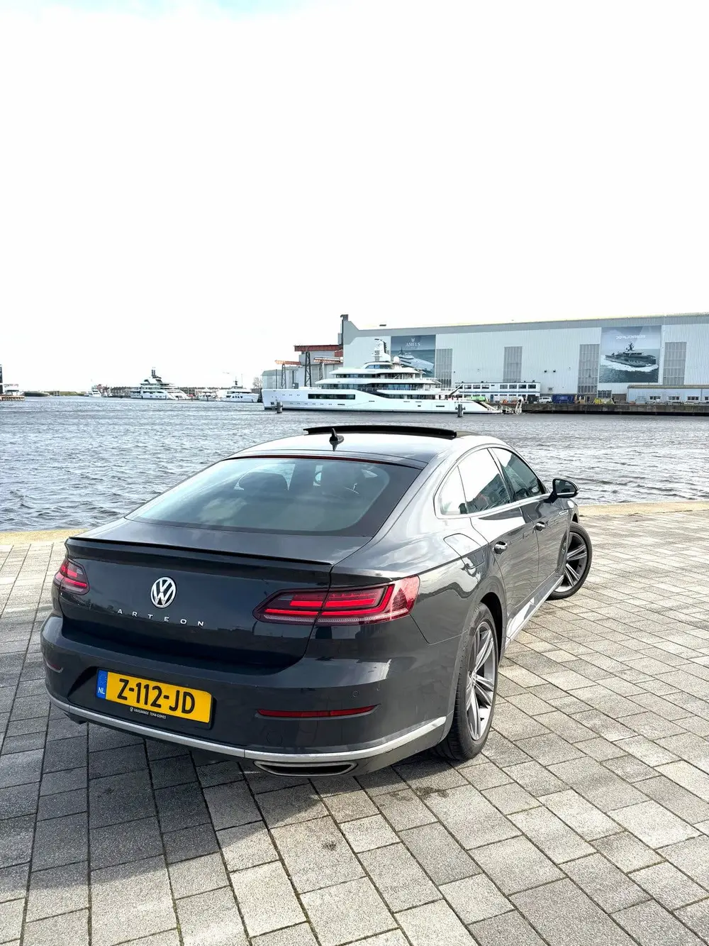 Volkswagen Arteon 2.0 TSI 190pk 7-DSG 2020 Grijs uit 2020, foto 10