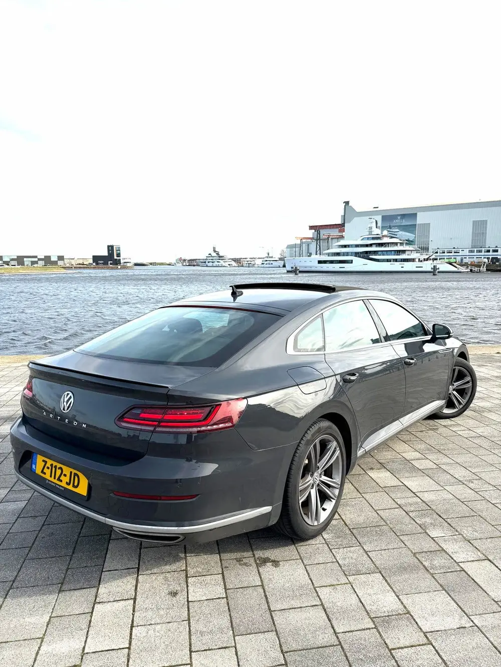 Volkswagen Arteon 2.0 TSI 190pk 7-DSG 2020 Grijs uit 2020, foto 5