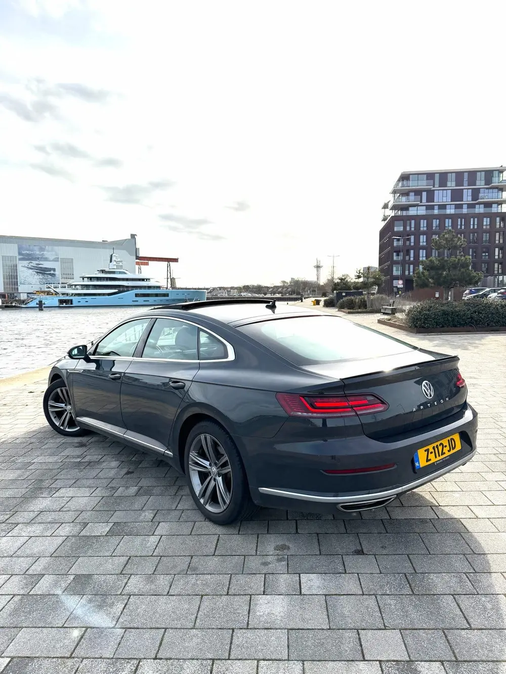 Volkswagen Arteon 2.0 TSI 190pk 7-DSG 2020 Grijs uit 2020, foto 8