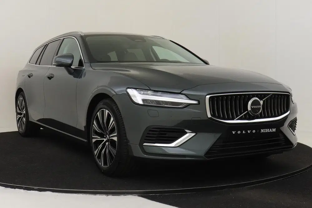 Volvo V60 T6 PLUG-IN HYBRID AWD ULTRA BRIGHT -PANO.D uit 2026, foto 11