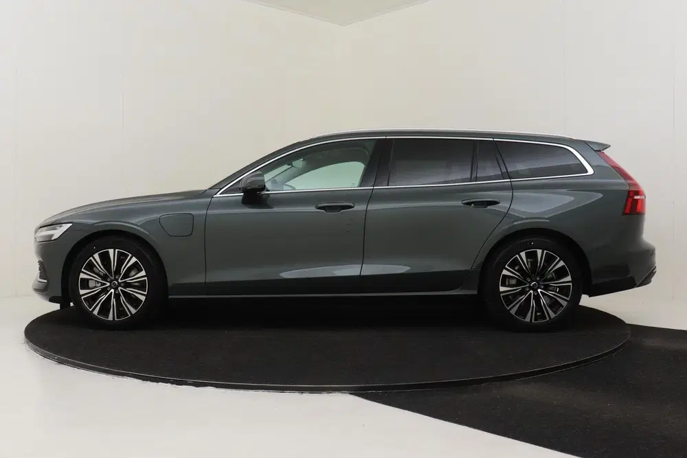 Volvo V60 T6 PLUG-IN HYBRID AWD ULTRA BRIGHT -PANO.D uit 2026, foto 7