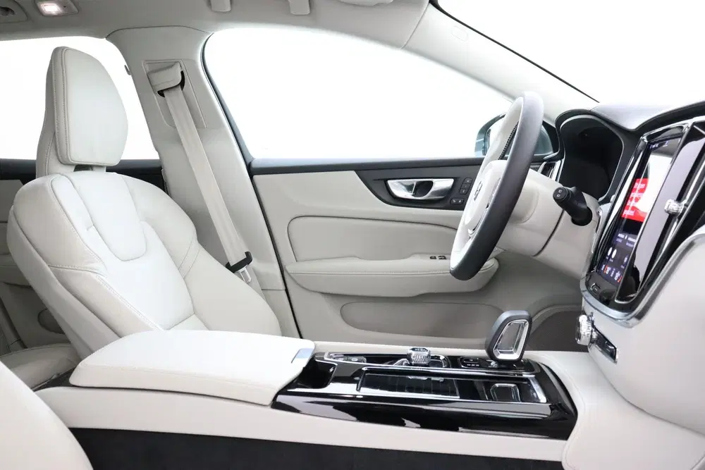 Volvo V60 T6 PLUG-IN HYBRID AWD ULTRA BRIGHT -PANO.D uit 2026, foto 8