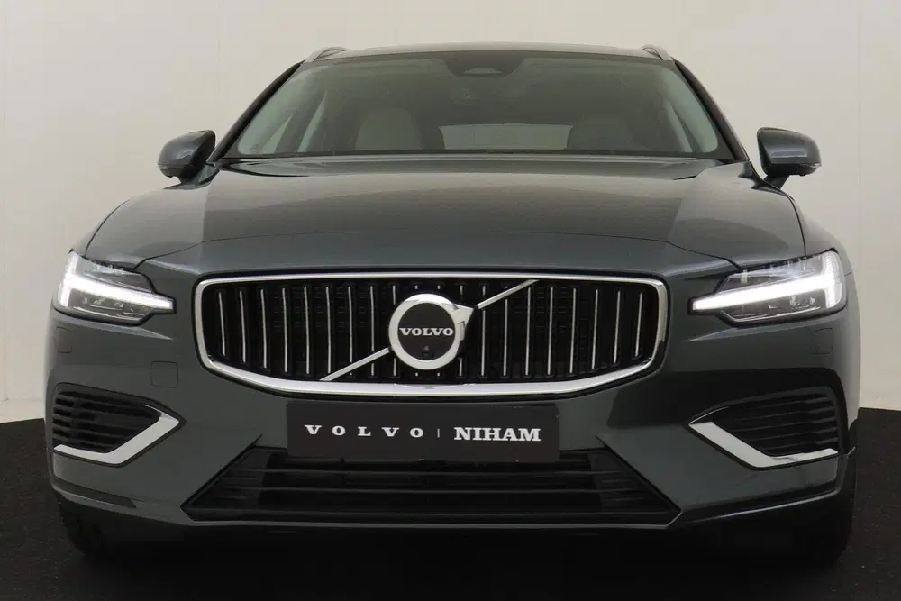 Volvo V60 T6 PLUG-IN HYBRID AWD ULTRA BRIGHT -PANO.D uit 2026, foto 9