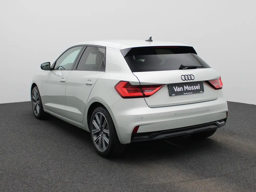 Audi A1 30 TFSI Advanced edition l Adaptive cruise uit 2025, foto 3