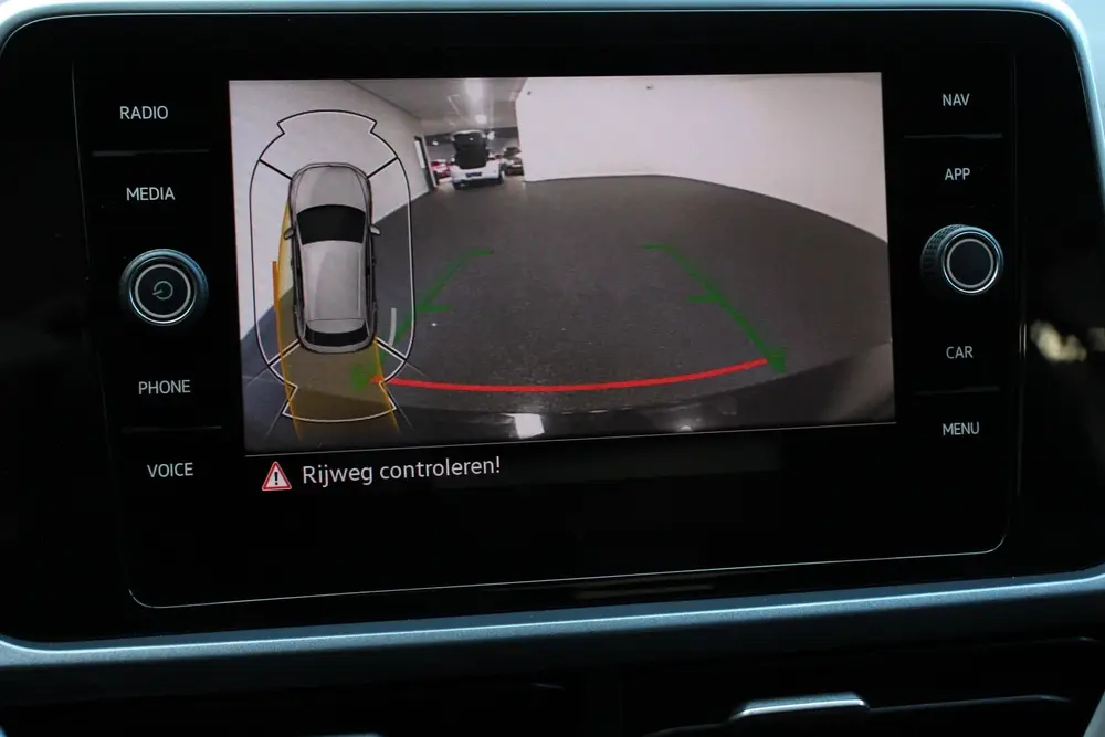 Volkswagen T-Roc 1.5 TSI DSG Style Navigatie Wireless App co uit 2023, foto 3