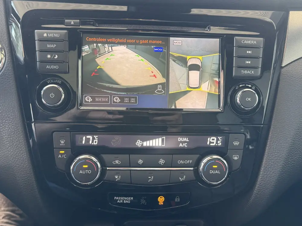 Nissan Qashqai 1.3 DIG-T Tekna + // BOSE AUDIO // MEMORY SEA uit 2019, foto 19