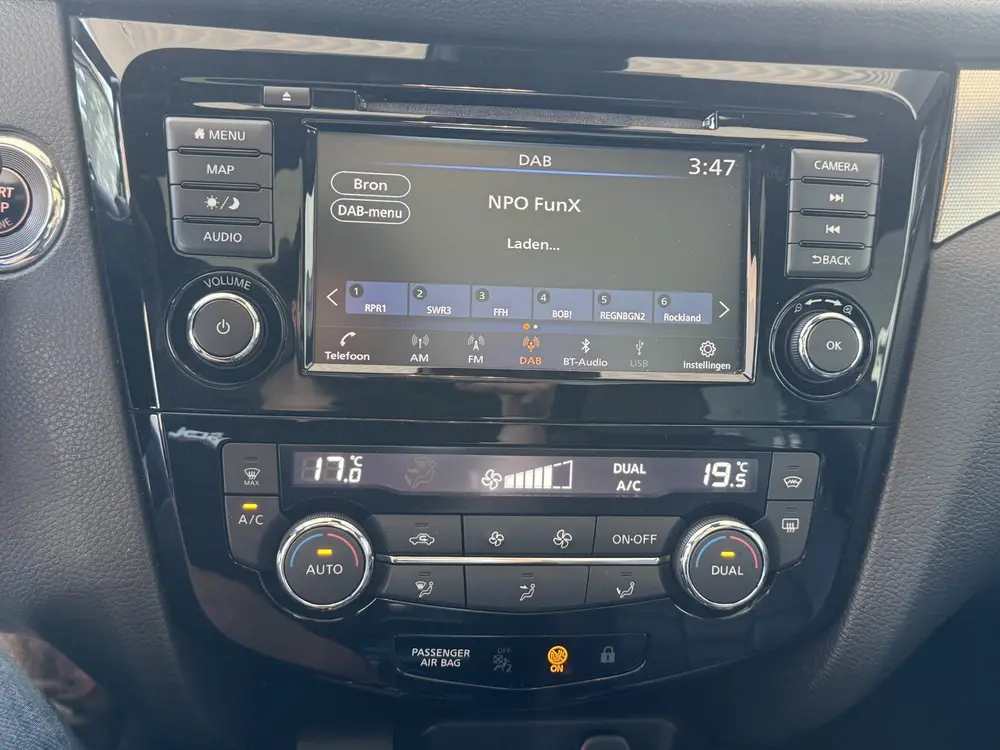Nissan Qashqai 1.3 DIG-T Tekna + // BOSE AUDIO // MEMORY SEA uit 2019, foto 20