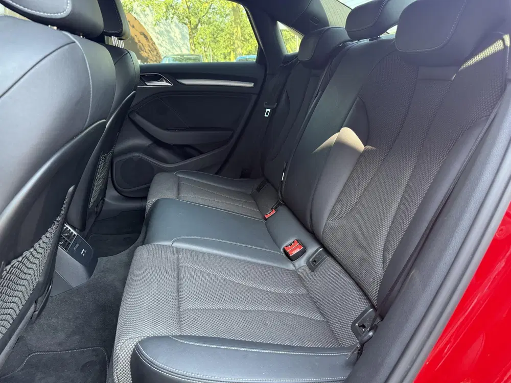 Audi A3 35 TFSI CoD Advance Sport S-LINE BINNEN + uit 2020, foto 10