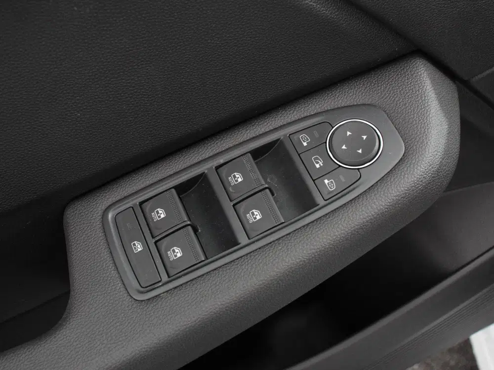Mitsubishi Colt 1.6 HEV Automaat Intense Navigatie d.m.v. uit 2025, foto 12