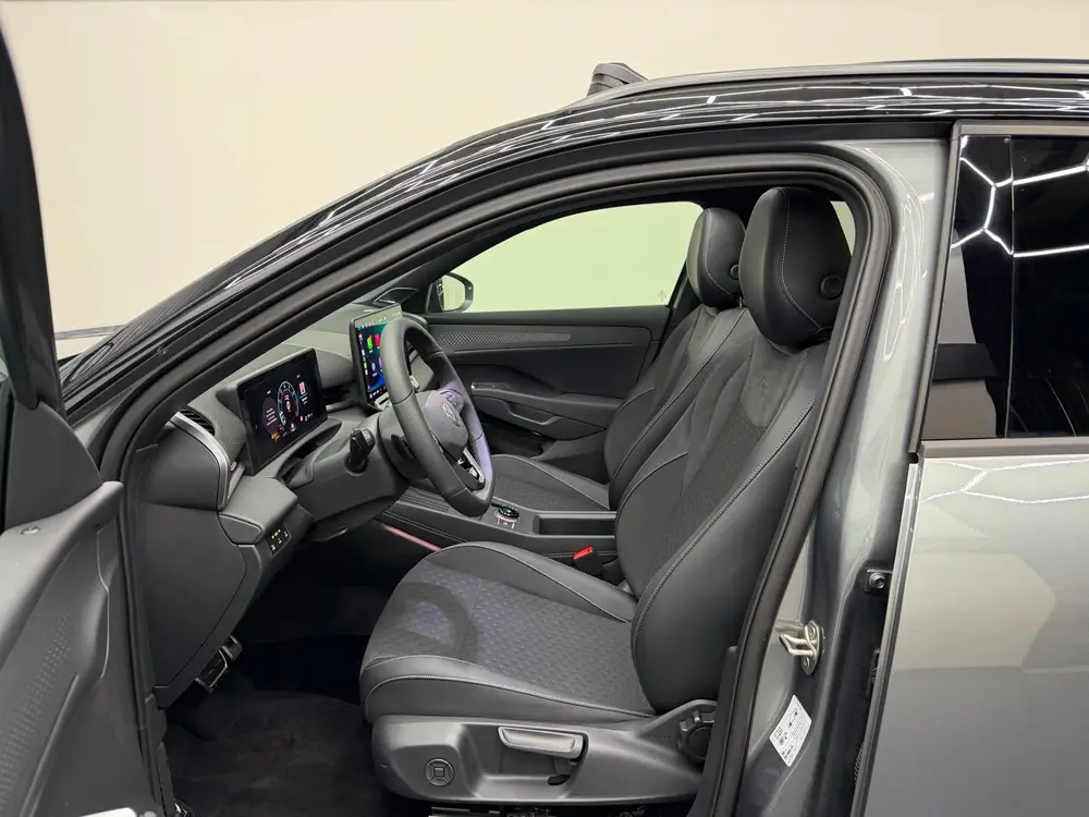 Volkswagen T-Roc 1.5 eTsi R-Line - Full option - Pano - Elek uit 2026, foto 10