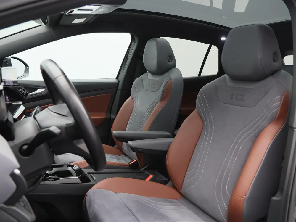Volkswagen ID.4 First Max 77 kWh | Stoel/Stuurverwarming | P uit 2020, foto 20