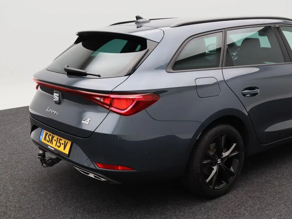 SEAT Leon 1.5 TSi 204 Pk e-Hybrid FR Business uit 2025, foto 14