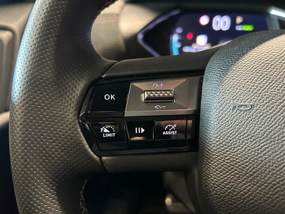 DS Automobiles DS 3 DS 3 E-Tense Performance Line+ 54 kWh uit 2023, foto 17