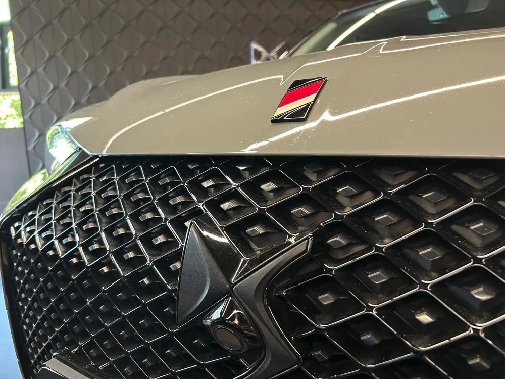 DS Automobiles DS 3 DS 3 E-Tense Performance Line+ 54 kWh uit 2023, foto 3