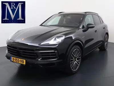 Porsche Cayenne 3.0 E-Hybrid Platinum Edition MEM. SEATS uit 2022