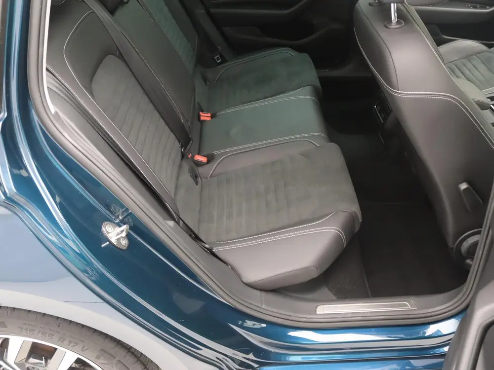 Volkswagen Passat Variant 1.5 TSI 150pk DSG7 Elegance Busine uit 2021, foto 13