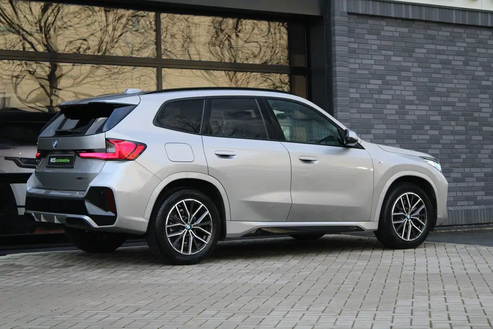 BMW X1 sDrive20i uit 2025, foto 8