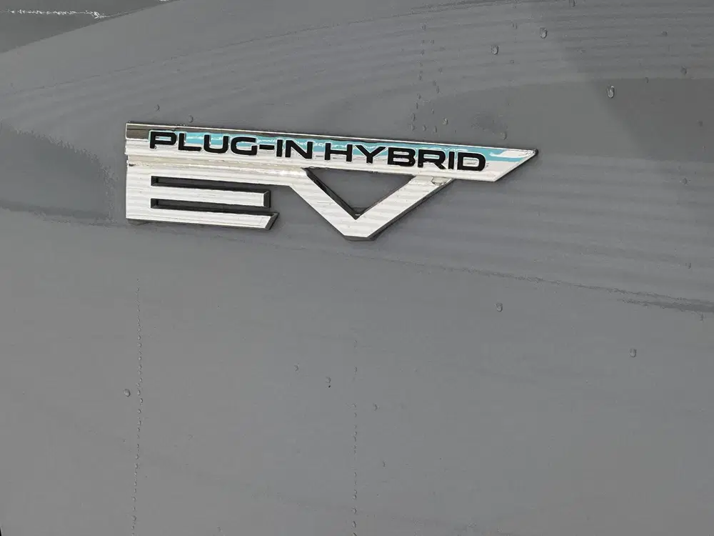 Mitsubishi Outlander 2.4 PHEV Business Edition uit 2025, foto 17