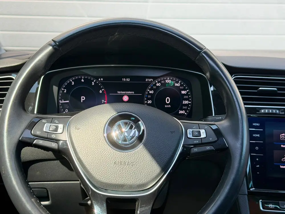 Volkswagen Golf 1.5 TSI Highline Business R uit 2019, foto 17