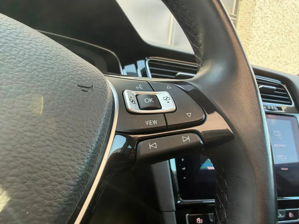 Volkswagen Golf 1.5 TSI Highline Business R uit 2019, foto 20