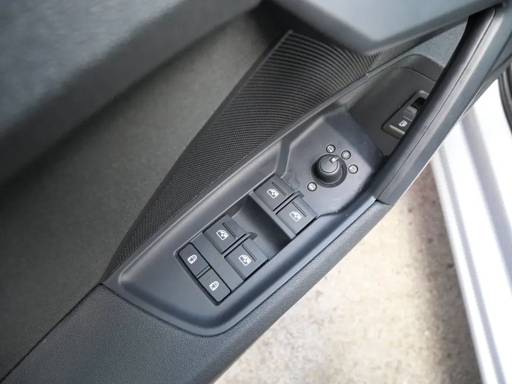 Audi A3 40 TFSI e ADVANCED uit 2021, foto 13