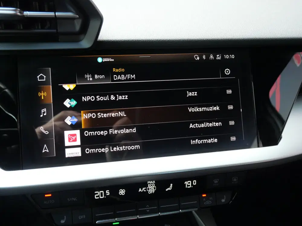 Audi A3 40 TFSI e ADVANCED uit 2021, foto 17