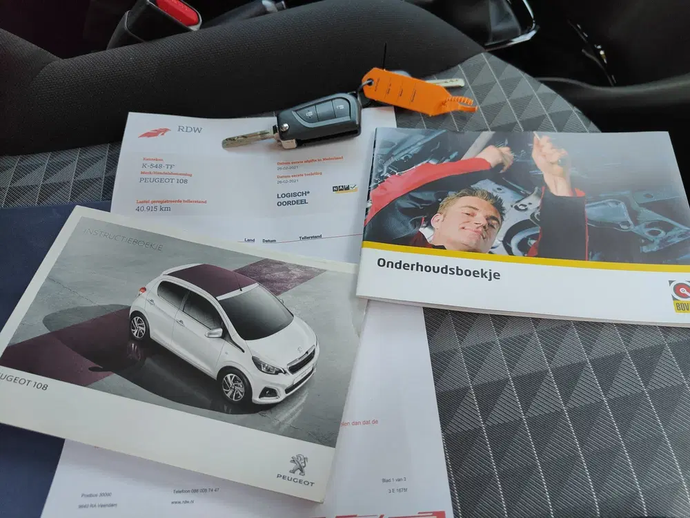 Peugeot 108 1.0 e-VTi Allure Clima Cruise LMV Carplay uit 2021, foto 18
