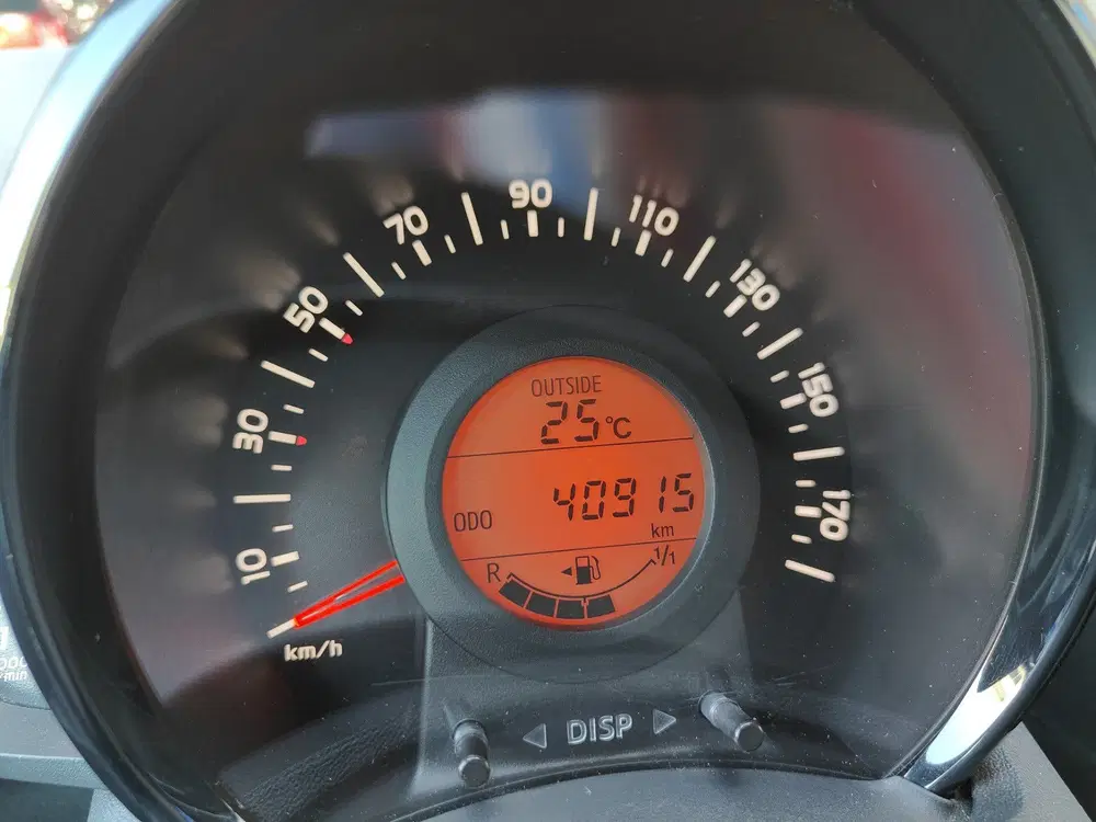 Peugeot 108 1.0 e-VTi Allure Clima Cruise LMV Carplay uit 2021, foto 3