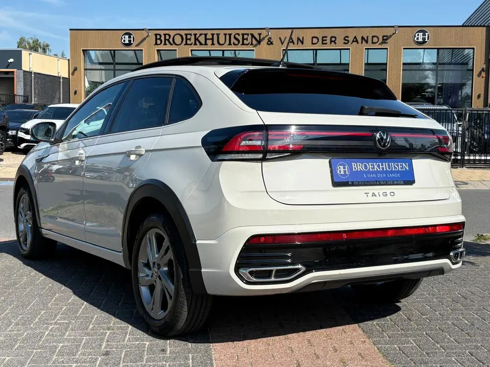 Volkswagen Taigo 1.0 TSI R-Line Business Automaat / Panorama uit 2023, foto 4