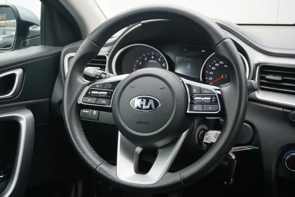 Kia Ceed 1.0 T-GDi DynamicLine CarPlay uit 2019, foto 13