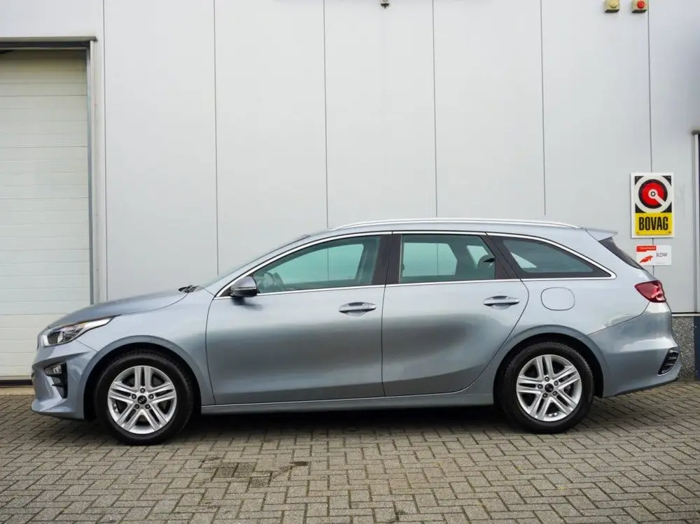 Kia Ceed 1.0 T-GDi DynamicLine CarPlay uit 2019, foto 4