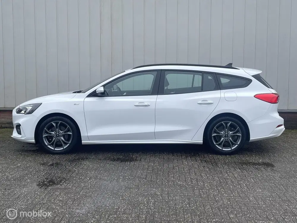 Ford Focus 1.0 EcoBoost Hybrid ST Line Business uit 2021, foto 2