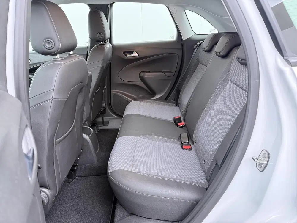 Opel Crossland 1.2 Turbo Elegance uit 2022, foto 10