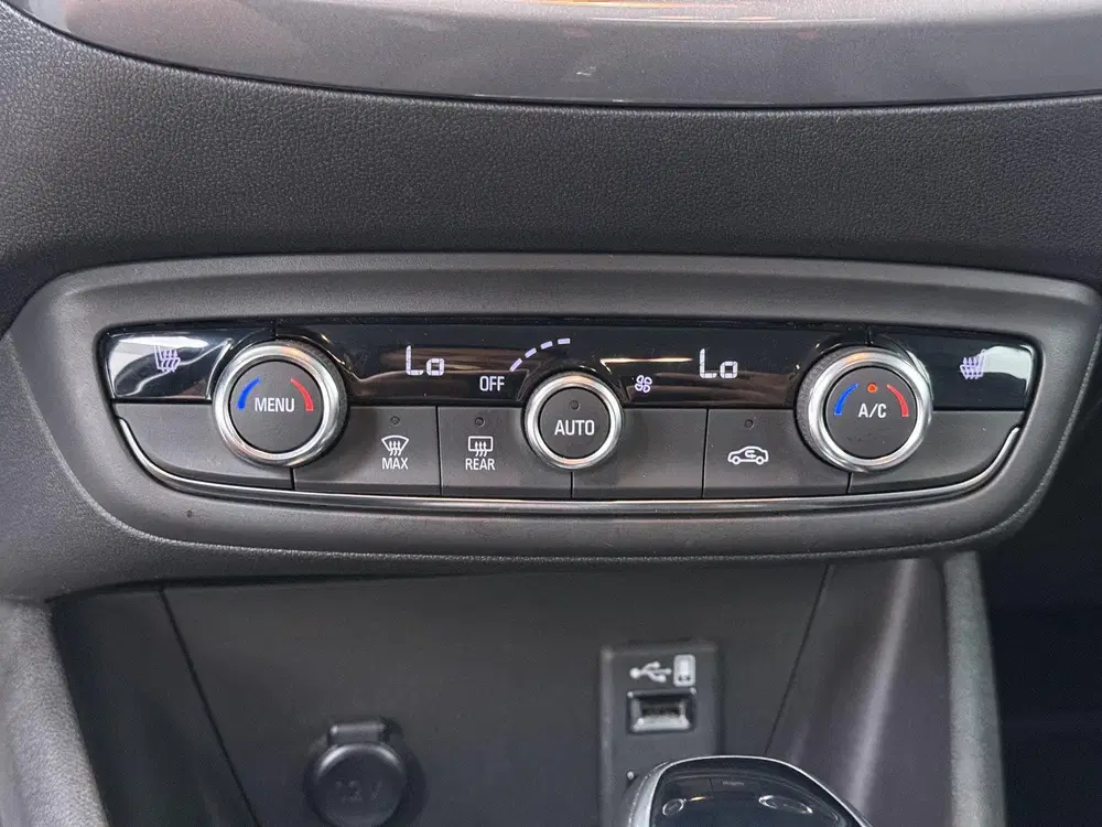 Opel Crossland 1.2 Turbo Elegance uit 2022, foto 20