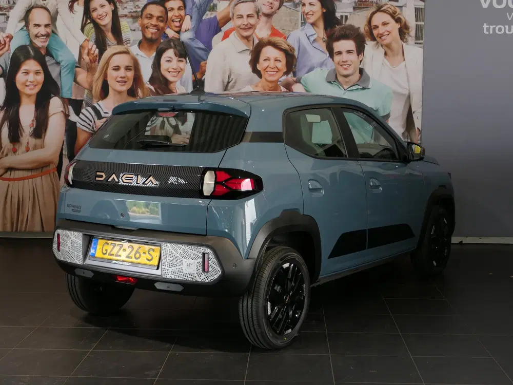 Dacia Spring Extreme 65 26.8 kWh *Incl. Snellader * *SO uit 2025, foto 3