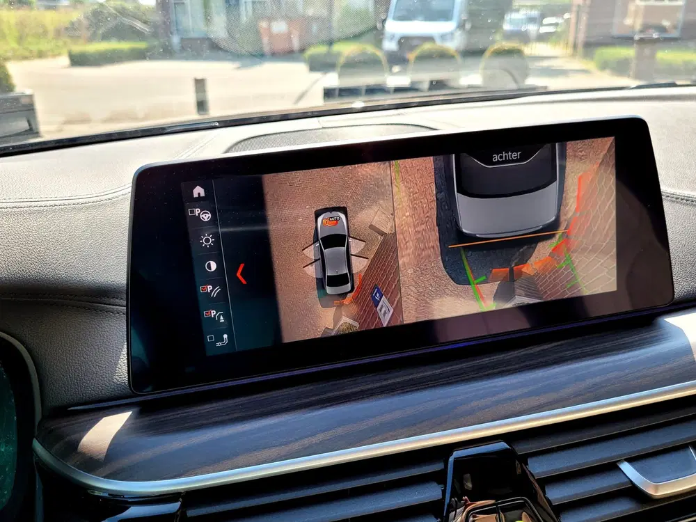 BMW 5-serie 540i M-sport uit 2019, foto 10