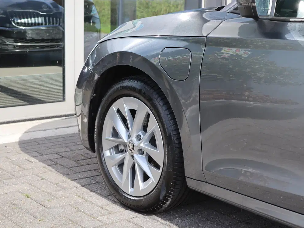 Skoda Octavia 1.4 TSI 204 pk DSG iV PHEV Ambition uit 2023, foto 7