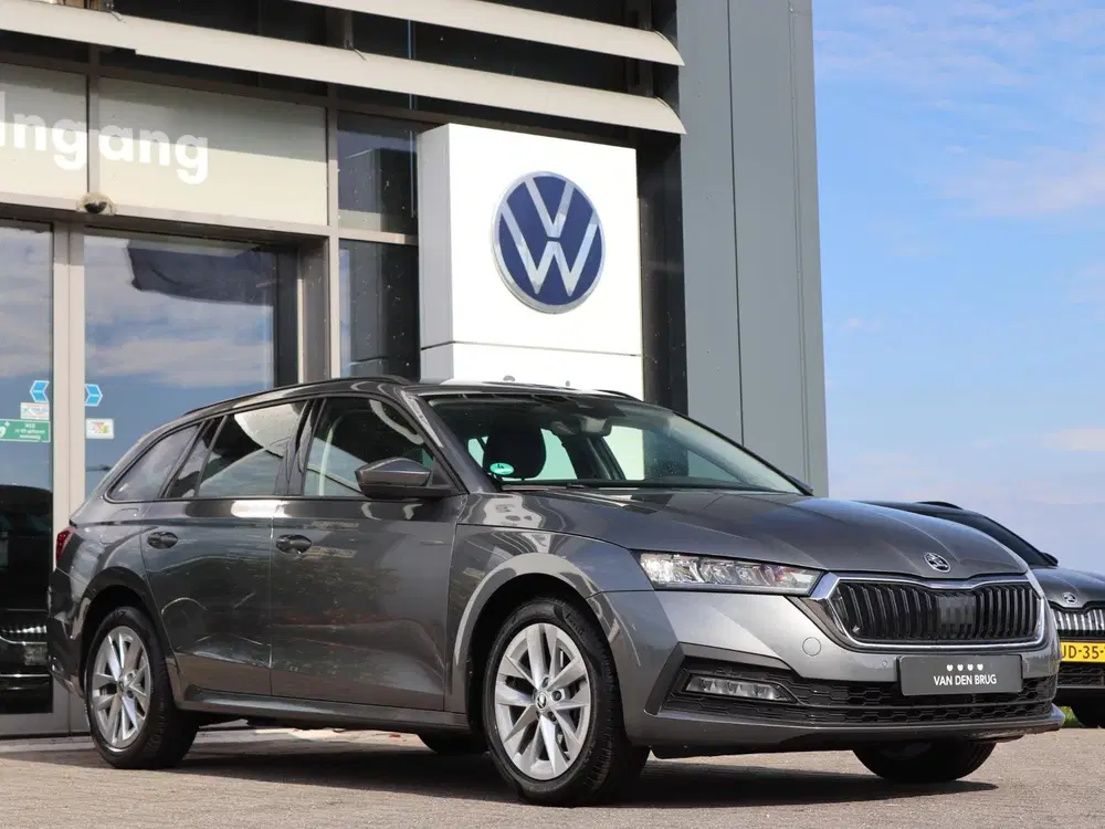 Skoda Octavia 1.4 TSI 204 pk DSG iV PHEV Ambition uit 2023, foto 8