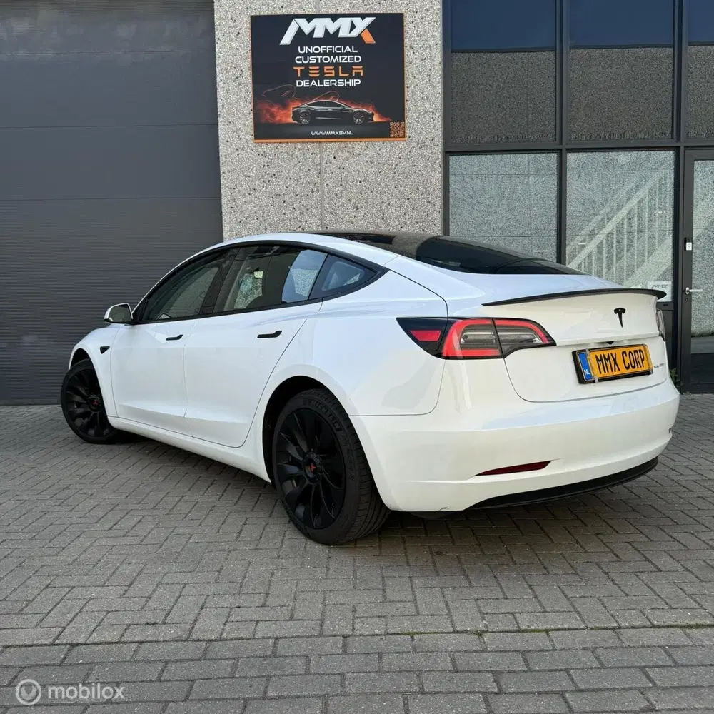 Tesla Model 3 Long Range AWD + MMX PACK + IAP uit 2022, foto 7