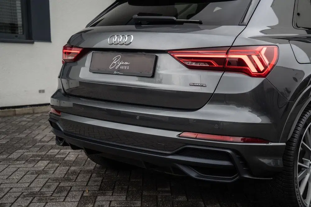 Audi Q3 45 TFSI Quattro S Line 230PK PANO uit 2019, foto 9
