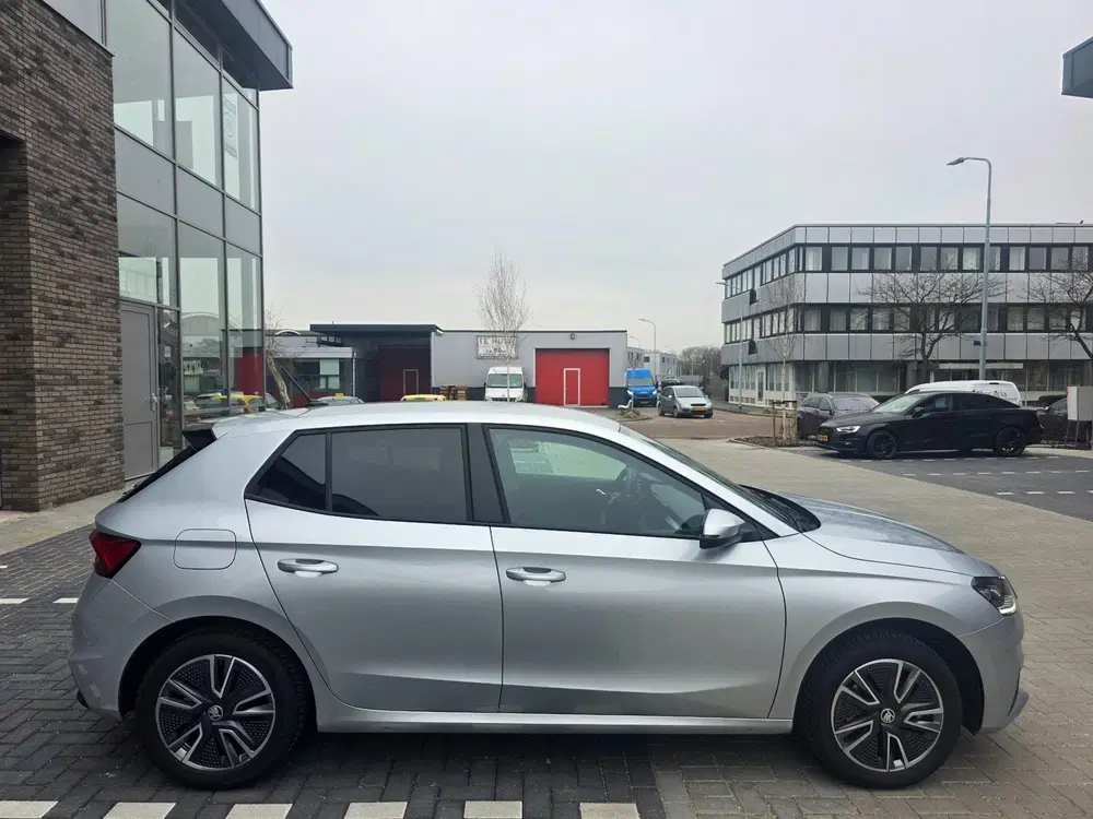 Skoda Fabia 1.0 TSI Monte Carlo uit 2024, foto 7