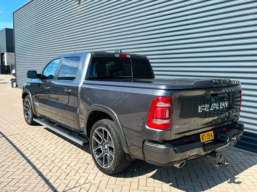 Dodge Ram 1500 5.7 V8 4x4 Crew Cab Laramie | Luchtvering | P uit 2021, foto 2