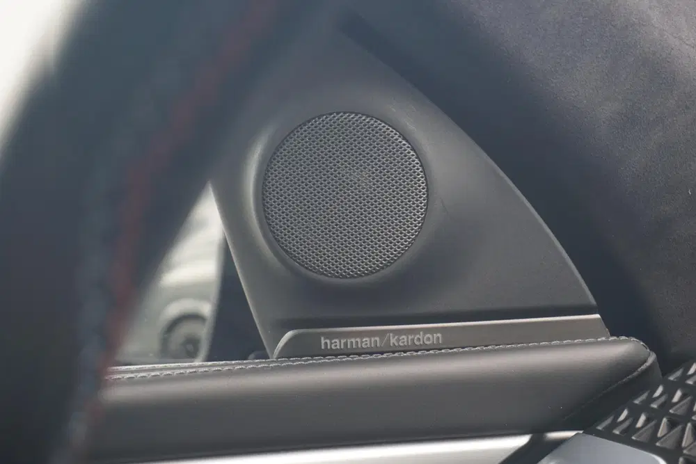 BMW XM uit 2023, foto 18